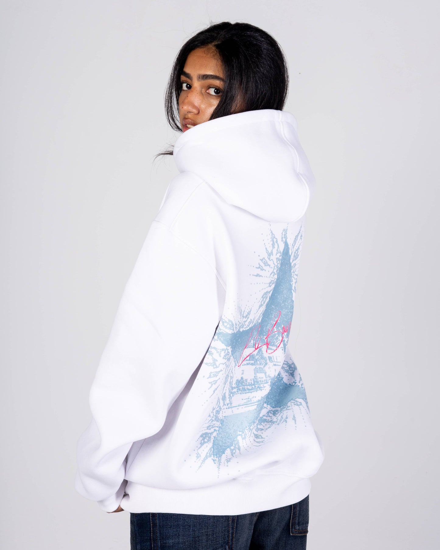 "Wa2fet el Baron" White Hoodie
