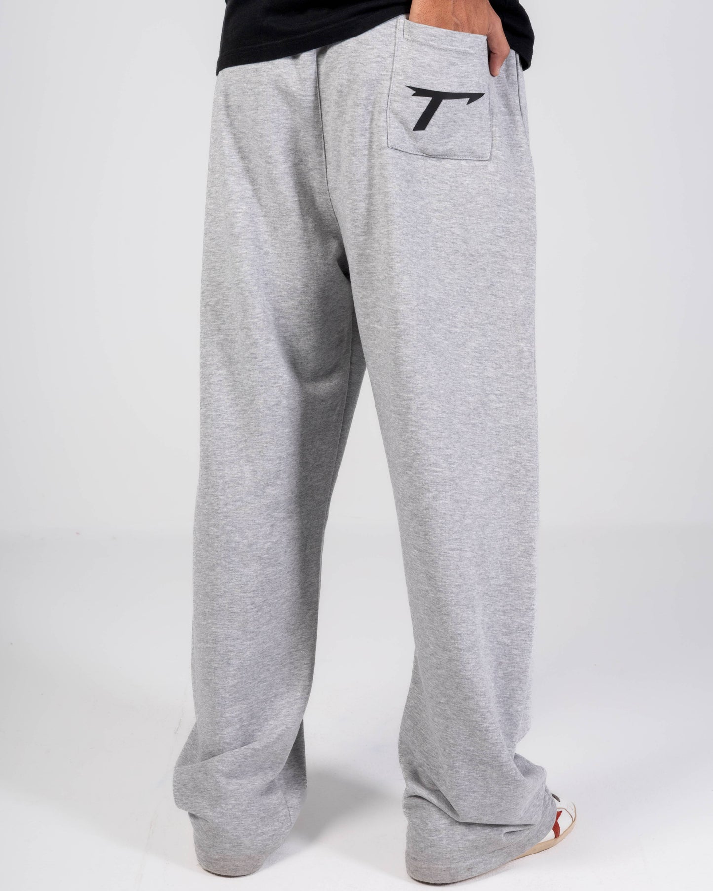 TEMA Wide Sweatpants – Grey